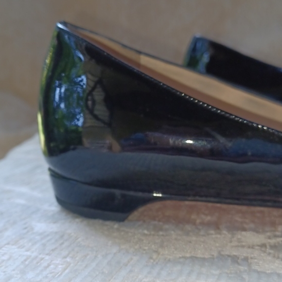 Christian Louboutin flats. - Picture 9 of 13